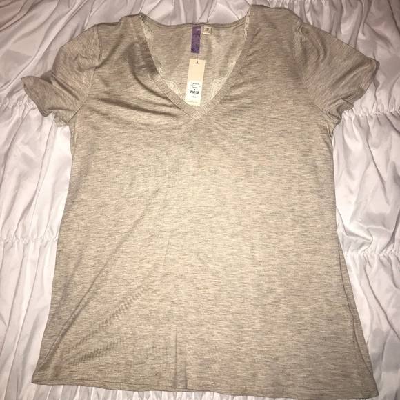 Francesca's Collections Tops - NWT Soft V-Neck with Lace Detailing